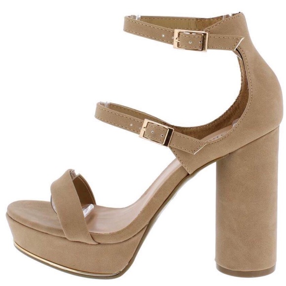 boutique Shoes - essence natural color gold trim cylinder heel